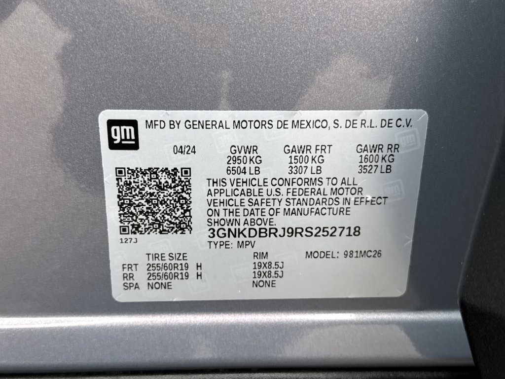 Used 2024 Galaxy Gray Metallic Chevrolet LT image 27