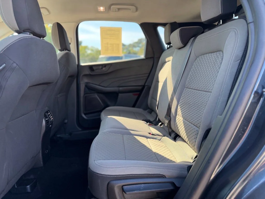 Used 2022 Blue Ford SE image 14