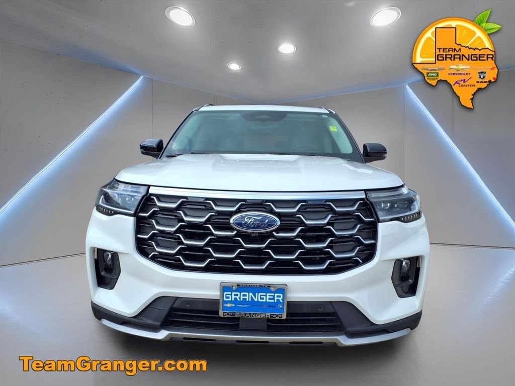 Used 2025 White Ford Platinum image 7