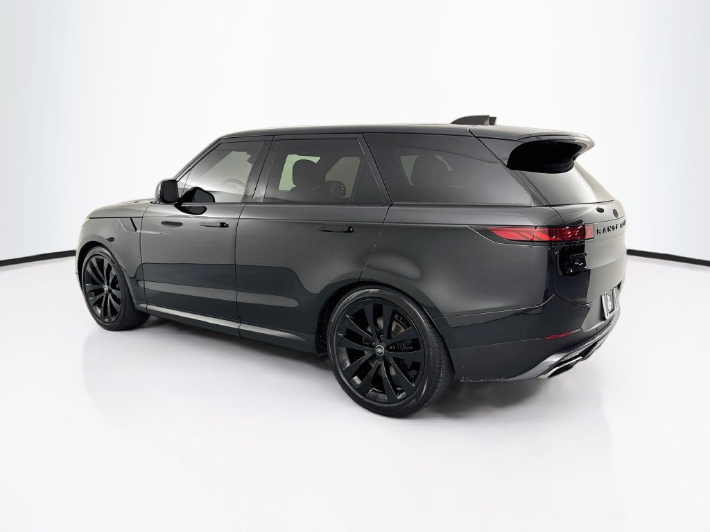 Used 2024 Black Land Rover SE image 7