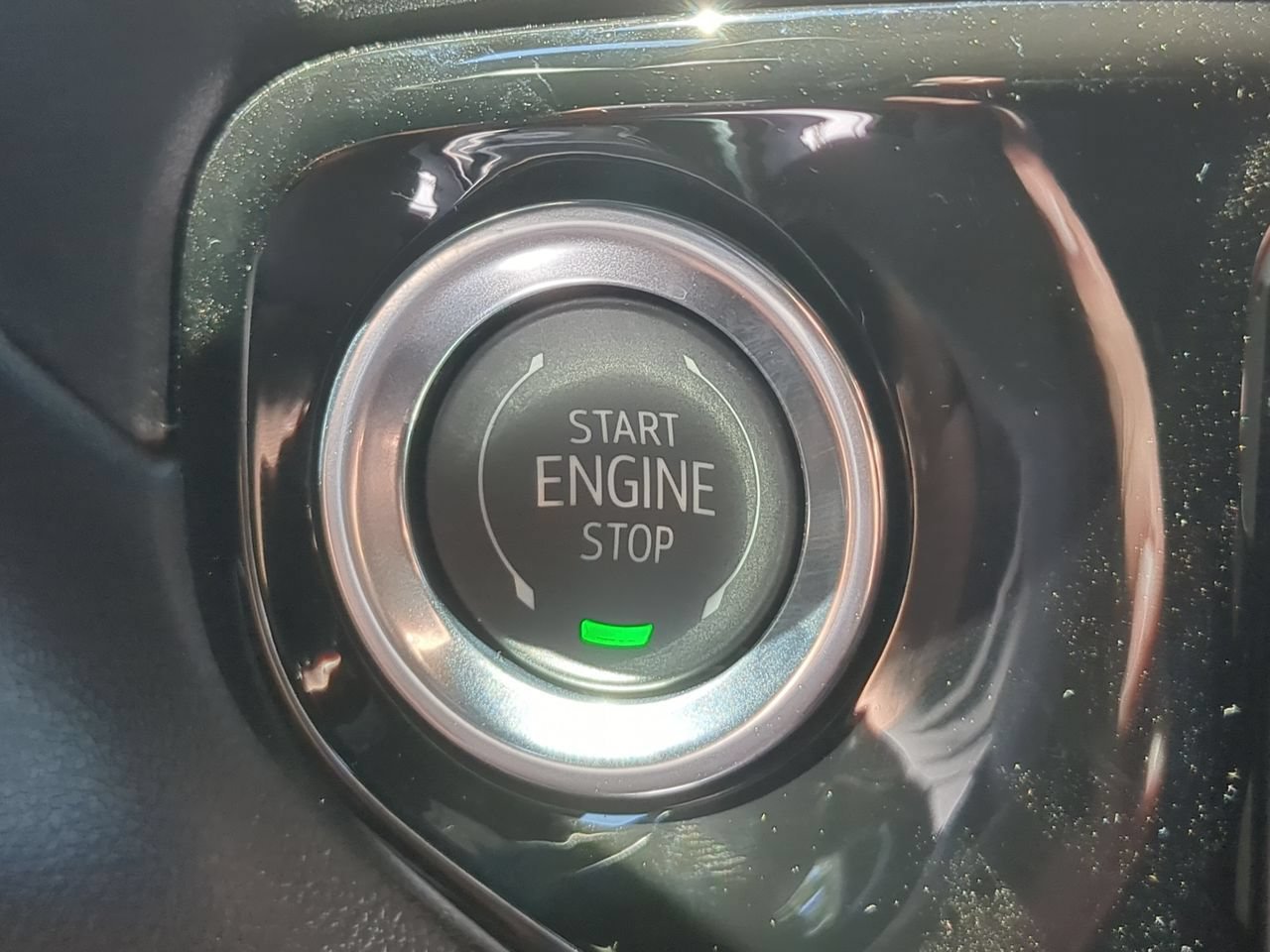 New 2026 Onyx Black GMC Elevation image 17