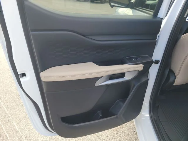 New 2026 Oxford White Ford Lariat image 11