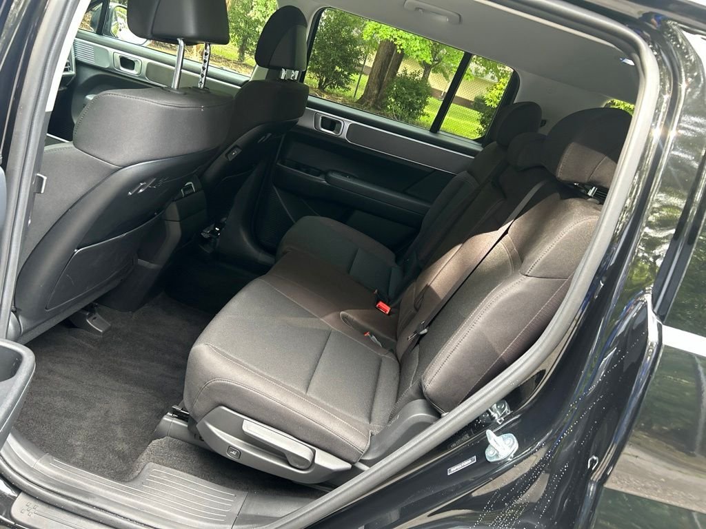 Certified Used 2026 Black Hyundai SE image 28
