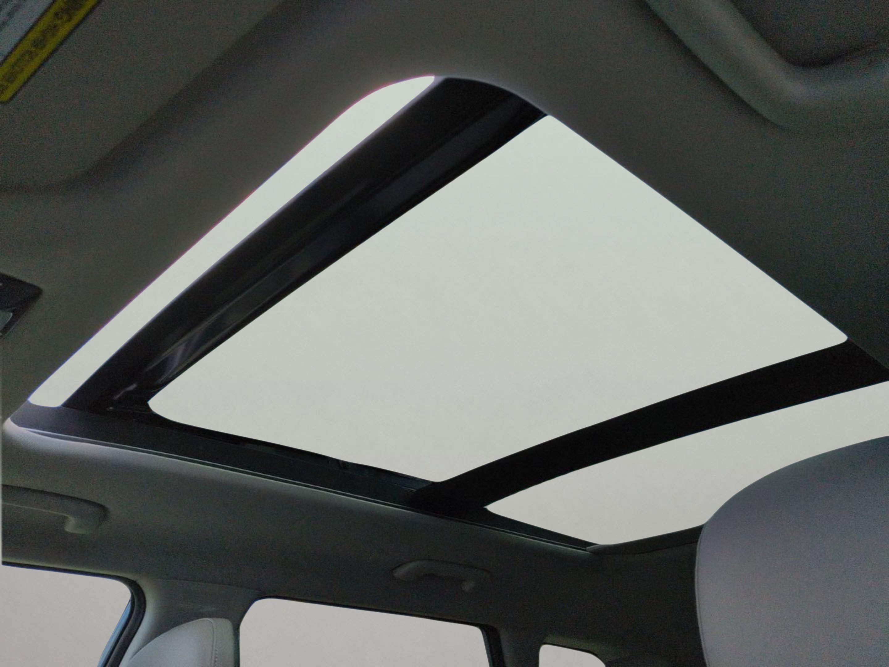 New 2027 Iceberg Green Kia EX image 23