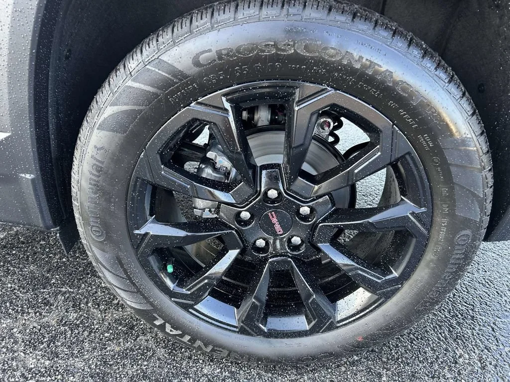 New 2027 Sterling Metallic GMC Elevation image 10