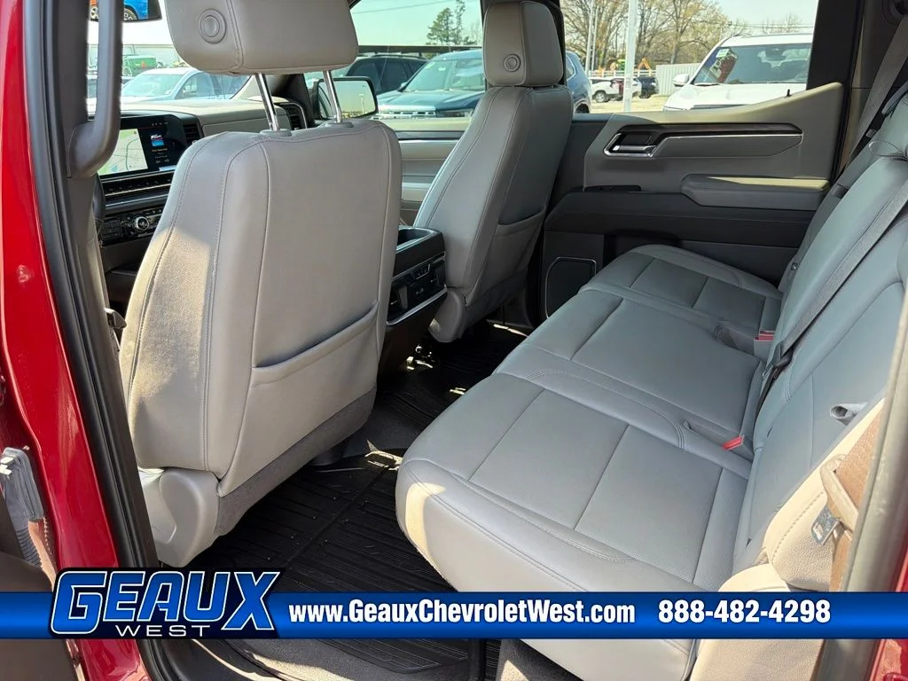 Used 2023 Red GMC SLT image 32