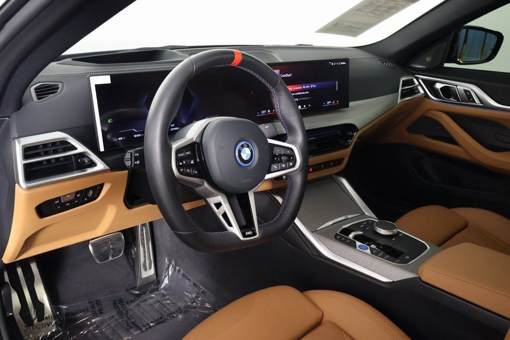 Used 2025 Black Sapphire Metallic BMW M50 image 7
