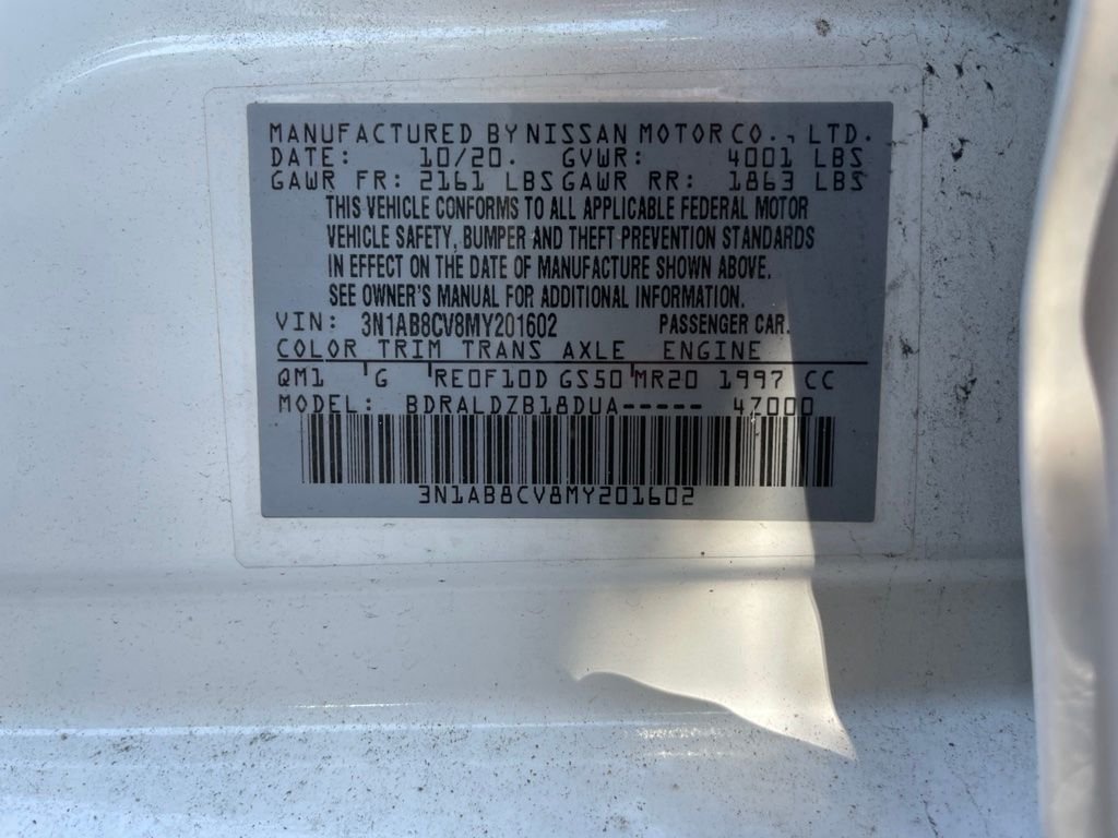 Used 2021 White Nissan SV image 14