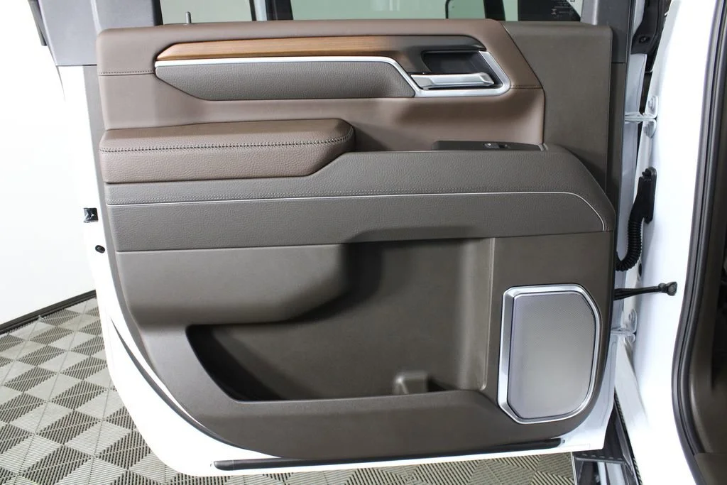 New 2026 Glacier White Tricoat GMC Denali image 11