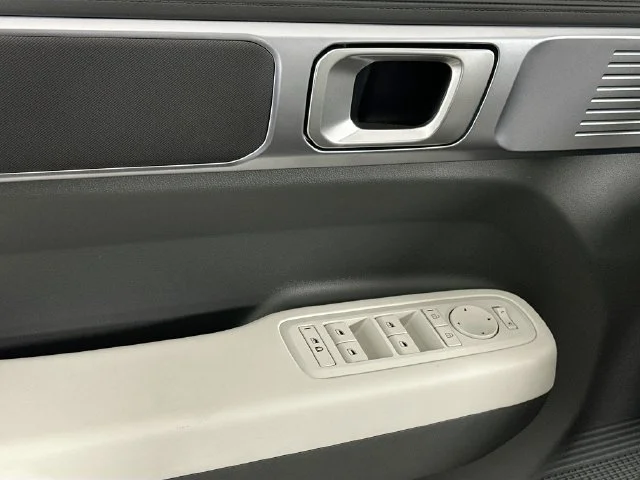 New 2026 Hyundai SANTA FE HYBRID SE