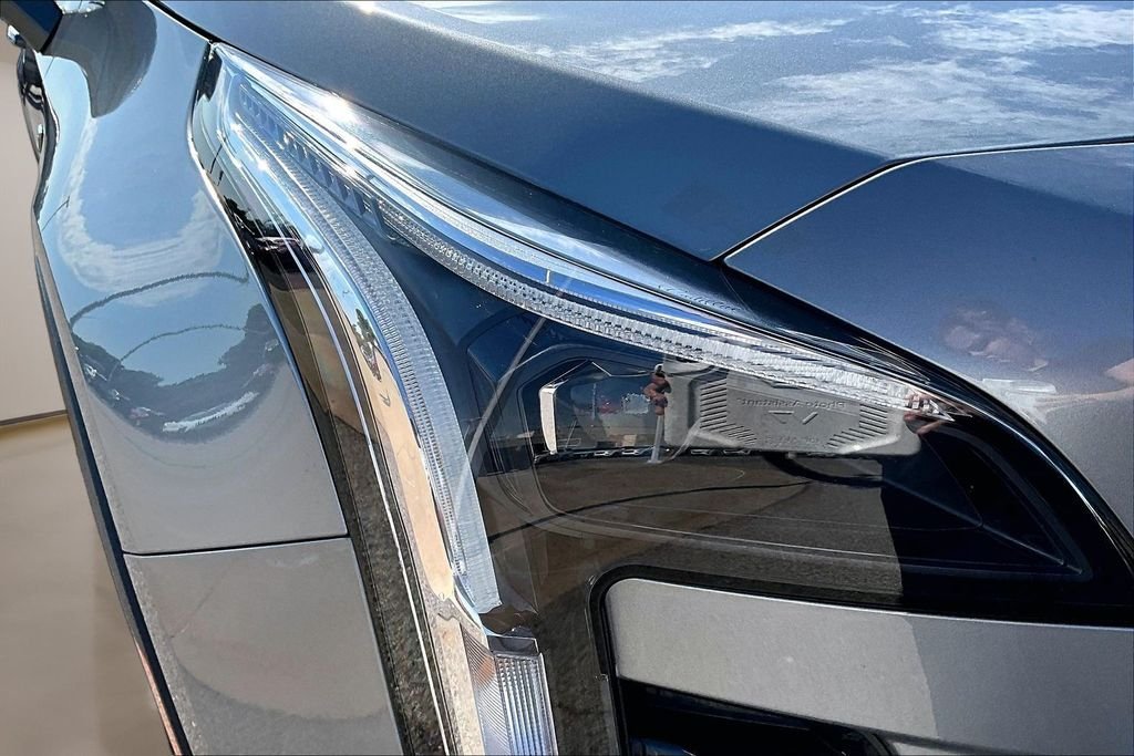 Certified Used 2023 Silver Cadillac Premium Luxury image 31