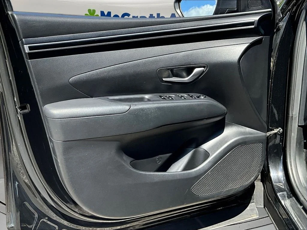 Used 2023 Black Hyundai SEL image 23
