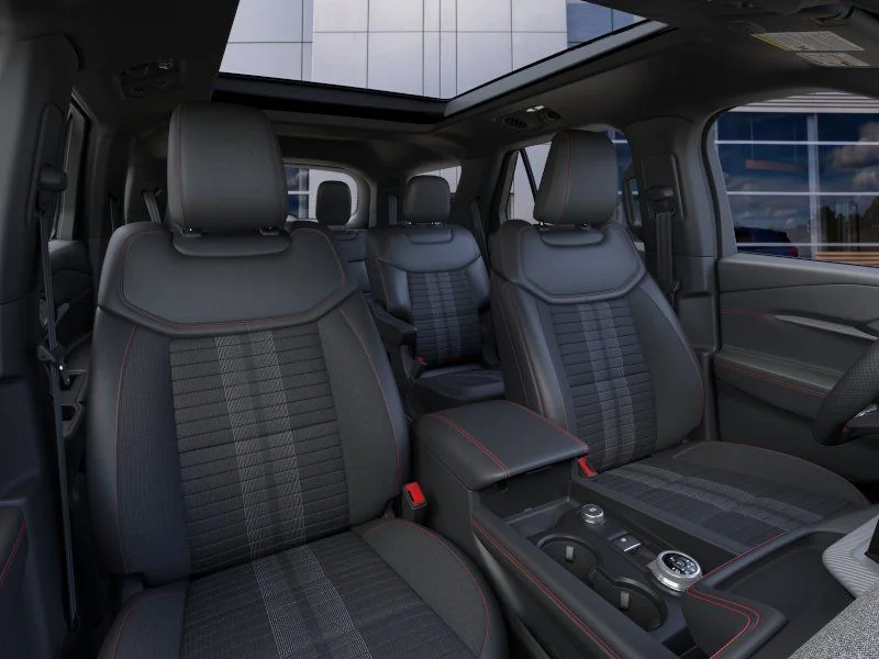 2026 Ford Explorer ST-Line - Photo 10