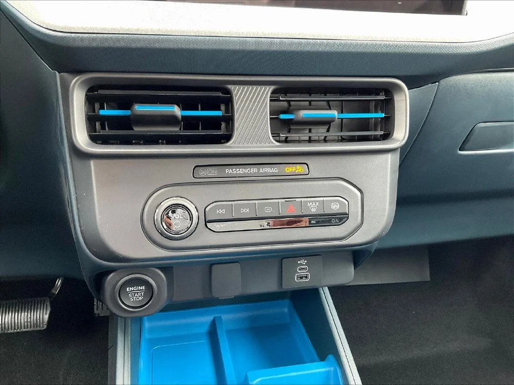 New 2026 Velocity Blue Ford XLT image 24