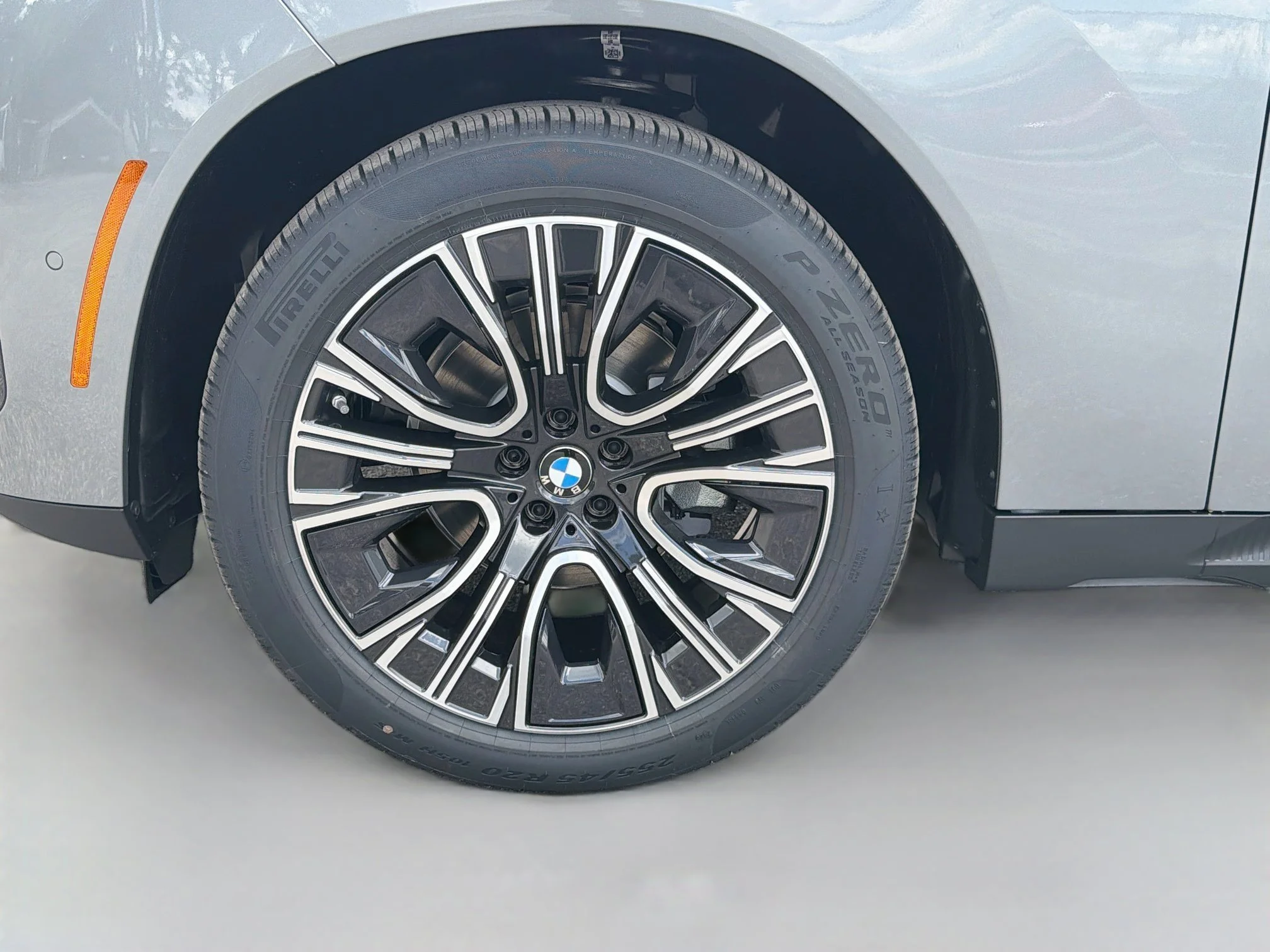 New 2026 Skyscraper Grey Metallic BMW 30 xDrive image 42