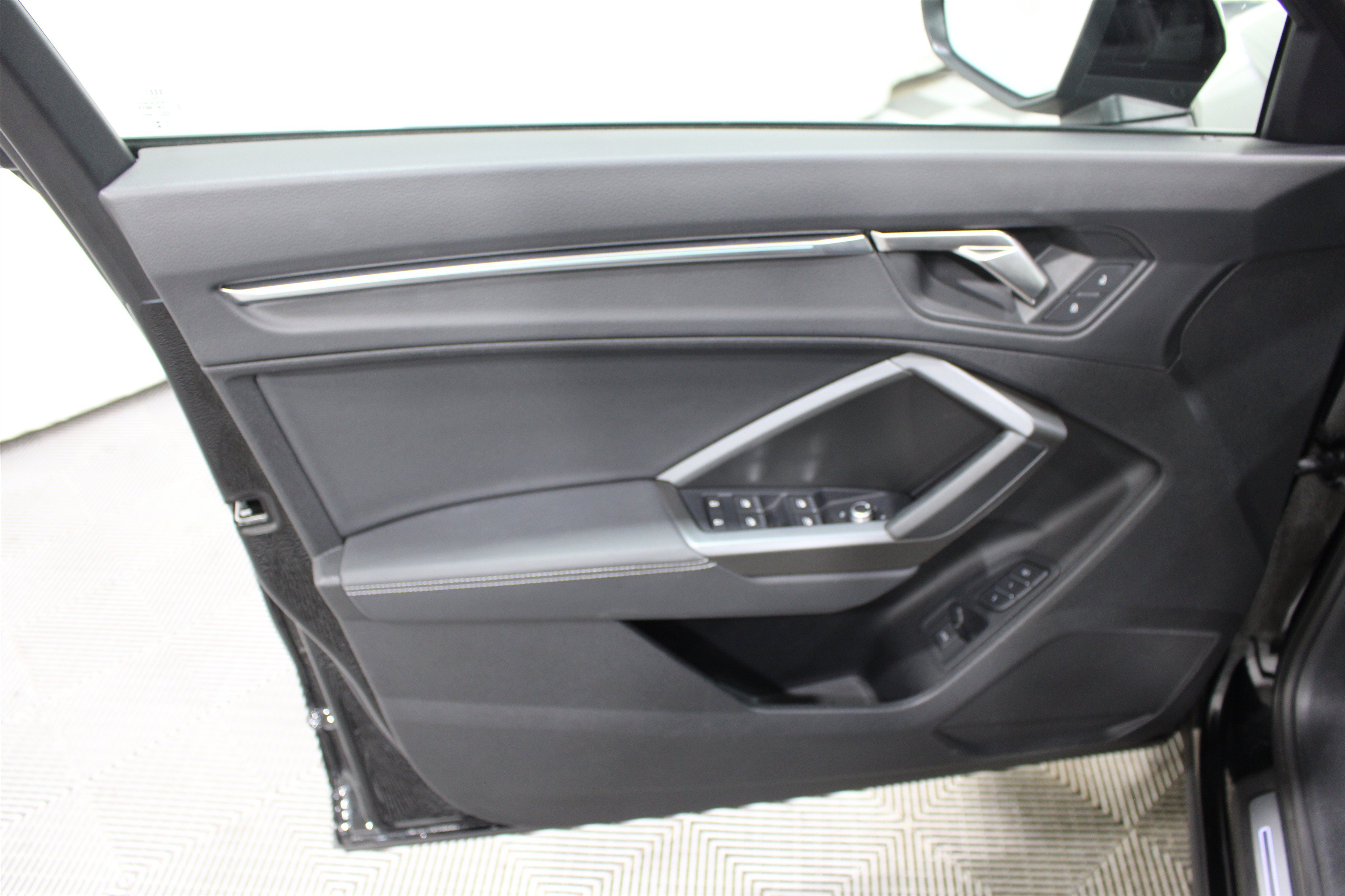 Used 2024 Mythos Black Metallic Audi S line Premium Plus image 6