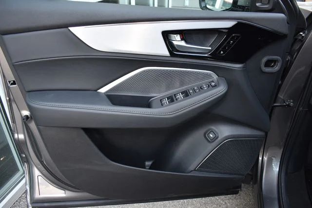 New 2026 Liquid Carbon Metallic Acura Base image 10