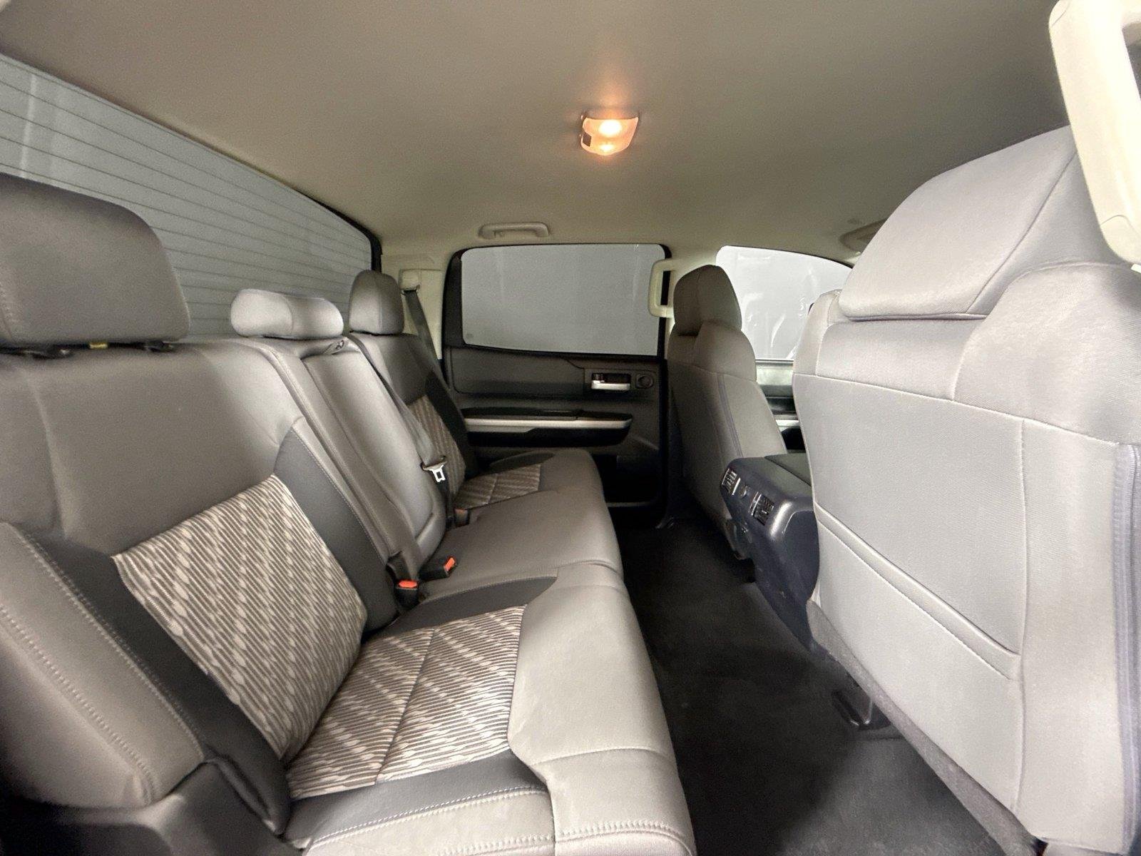 Used 2020 Midnight Black Metallic Toyota SR5 image 36