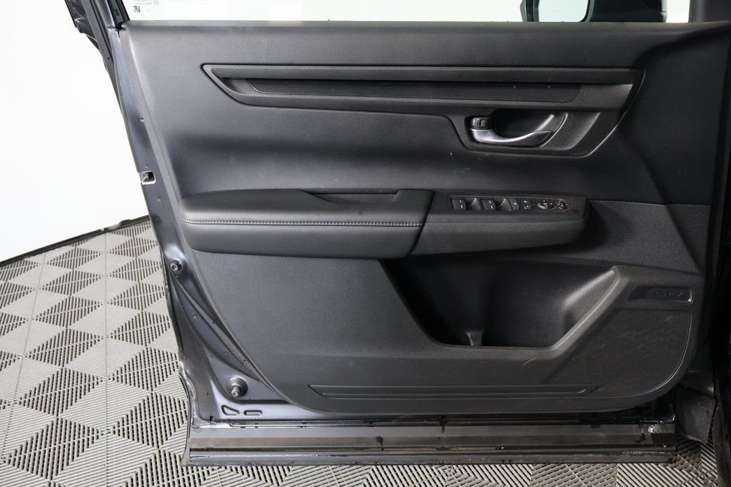 2023 Honda CR-V LX - Photo 11