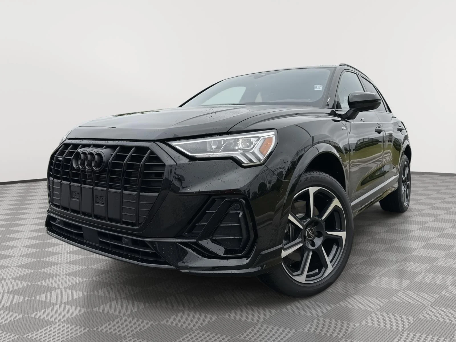 2025 Audi Q3 45 TFSI S Line Premium Plus quattro's photo