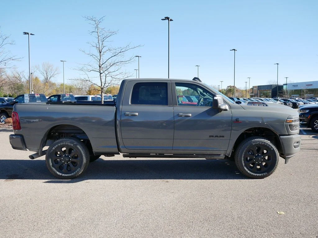 New 2026 Ceramic Gray Clear-Coat Exterior Paint Ram Laramie image 9