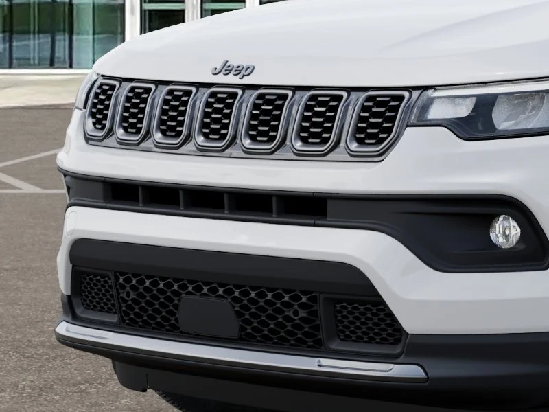 New 2026 Bright White Clearcoat Jeep Latitude image 11