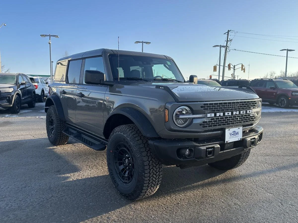 New 2026 Grey Ford Badlands image 3
