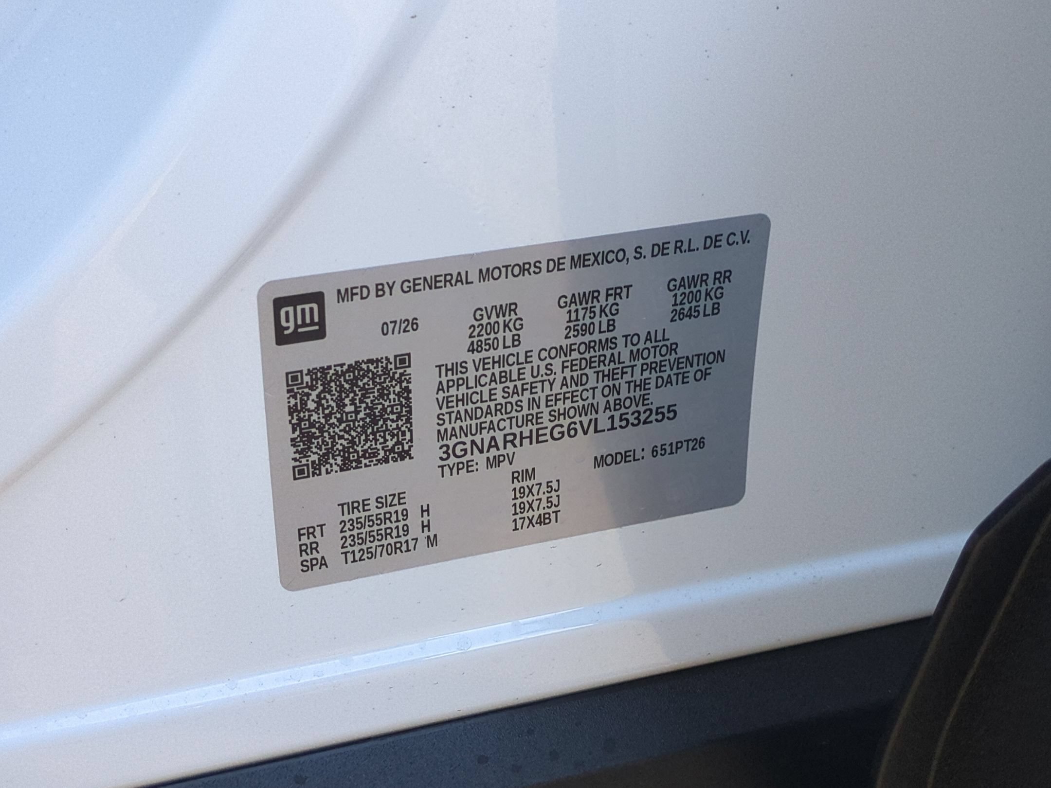 New 2027 Summit White Chevrolet LT image 26