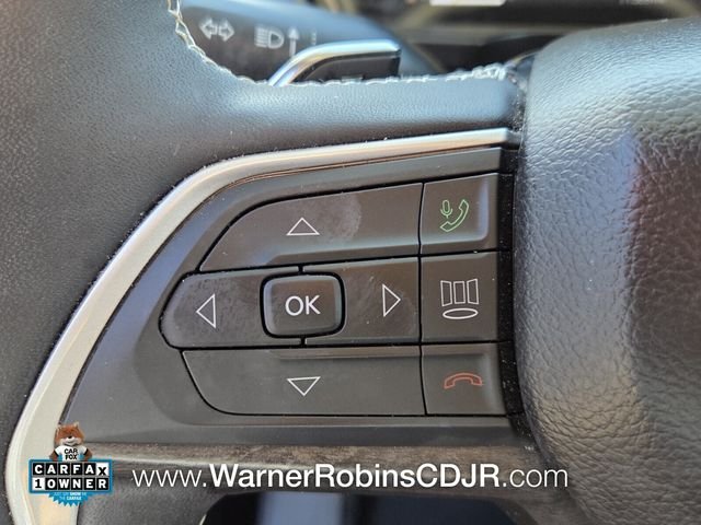 Used 2023 Gray Jeep Limited image 29