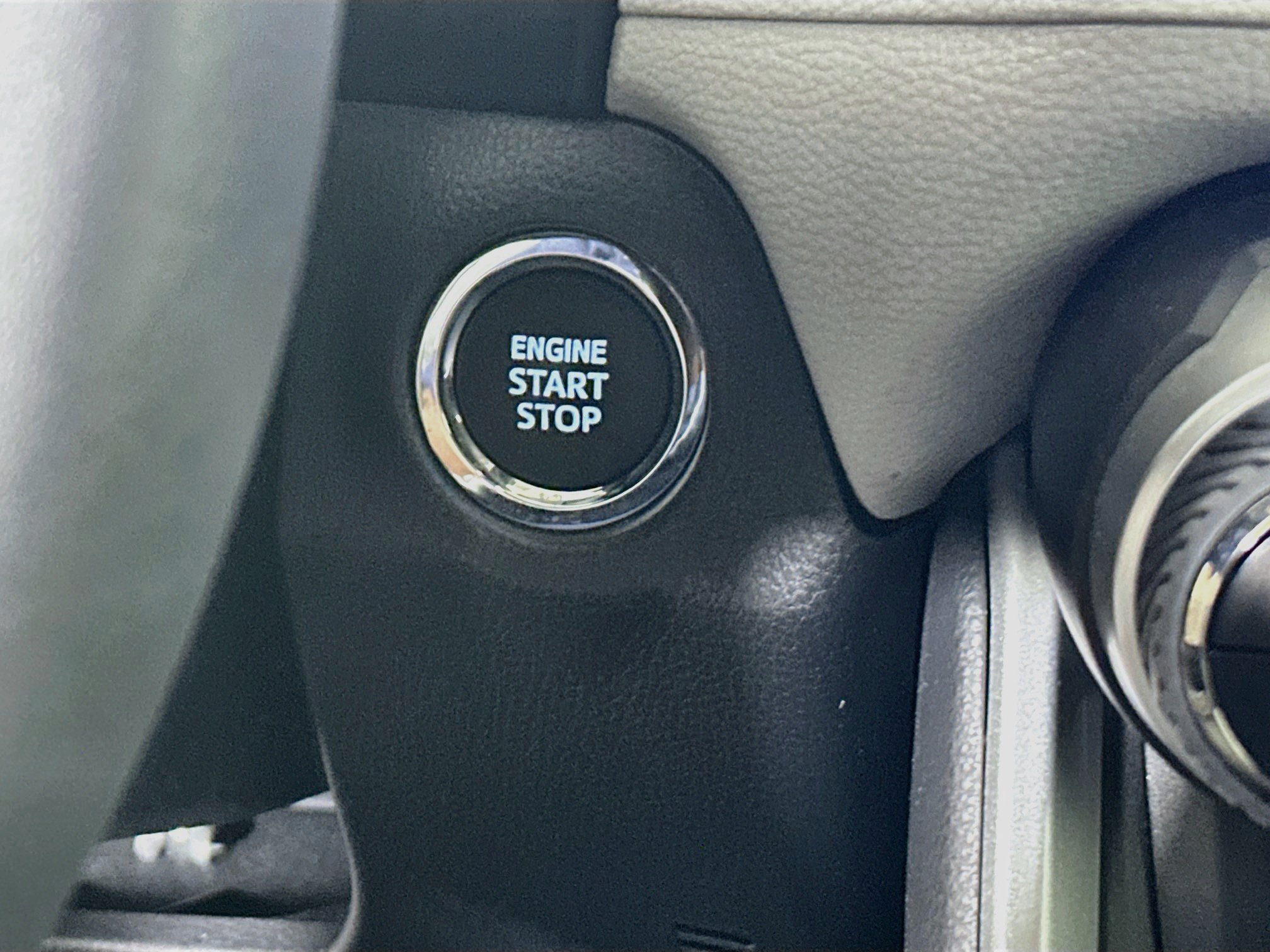 Used 2024 Pearl Toyota XLE Premium image 20