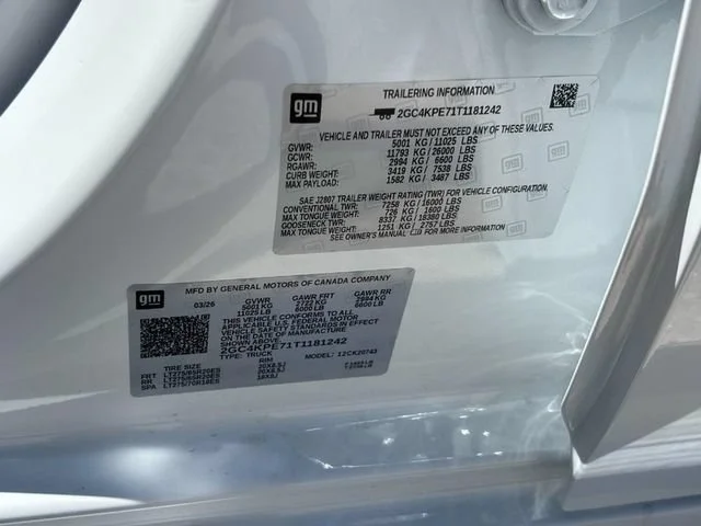 New 2026 Summit White Chevrolet LTZ image 18