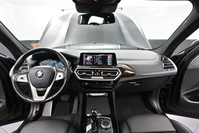 Used 2023 Black BMW xDrive30i image 26