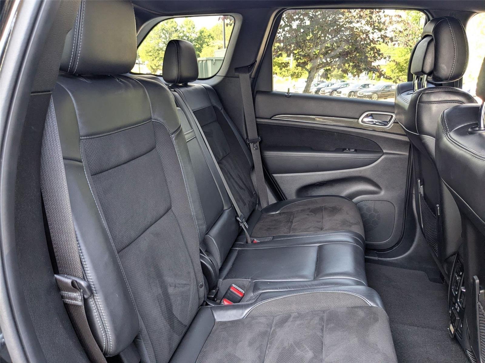 Used 2020 Granite Crystal Metallic Clearcoat Jeep Trackhawk image 30