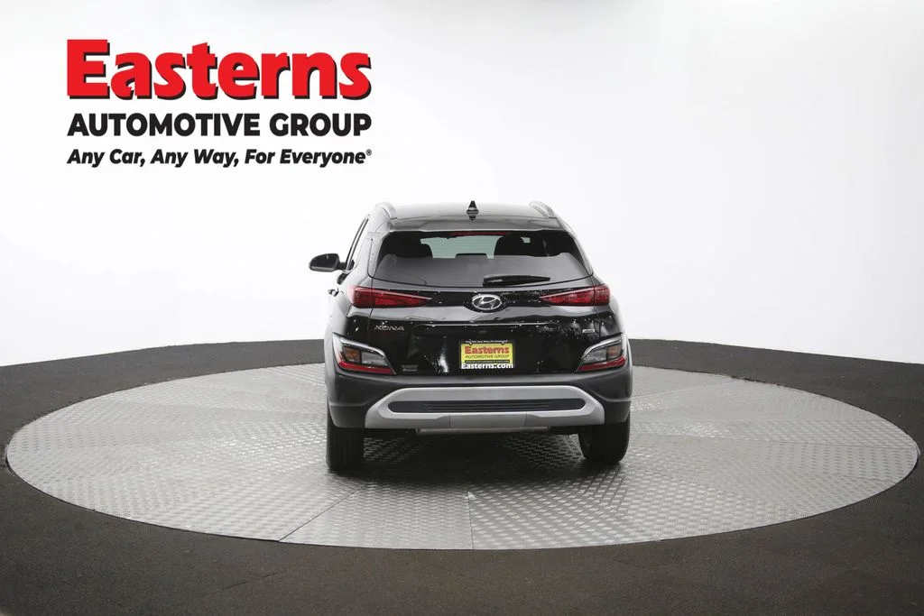 Used 2022 Black Hyundai SEL image 37