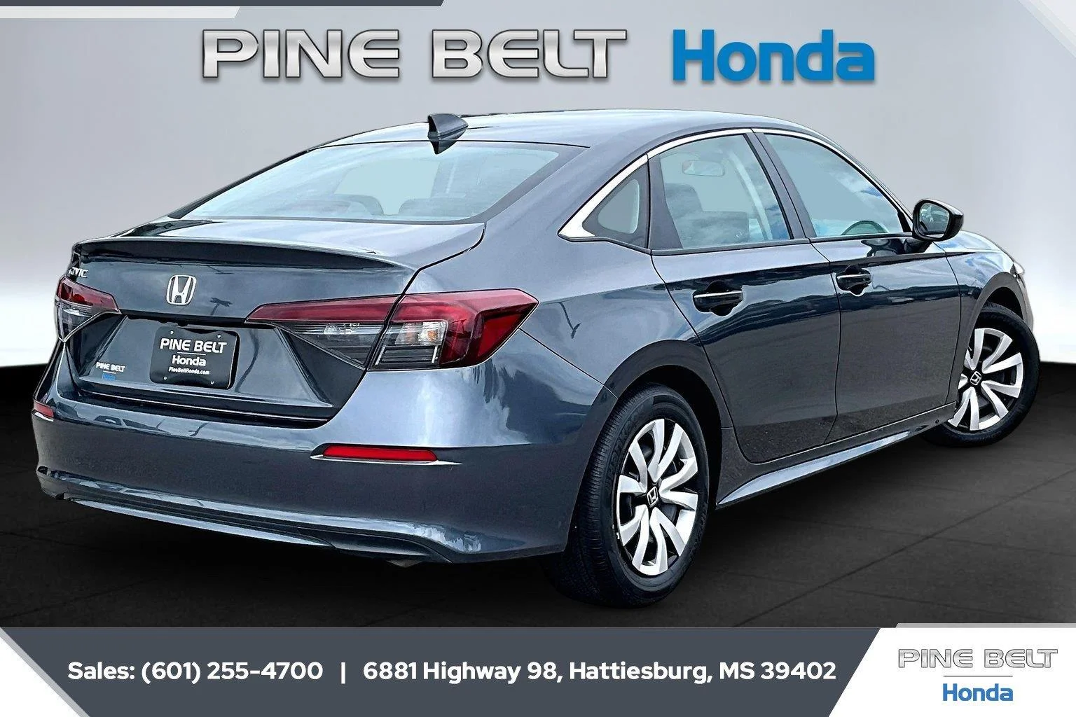 Used 2025 Meteorite Gray Metallic Honda LX image 11