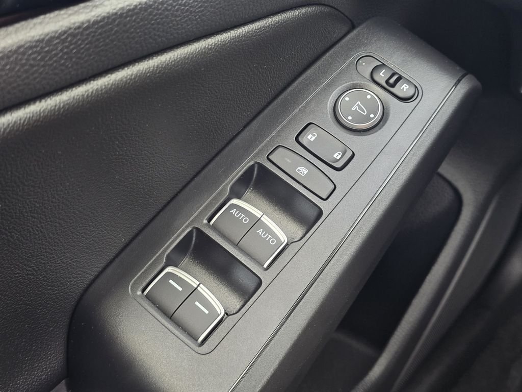 2024 Honda Civic Hatchback EX-L - Photo 23