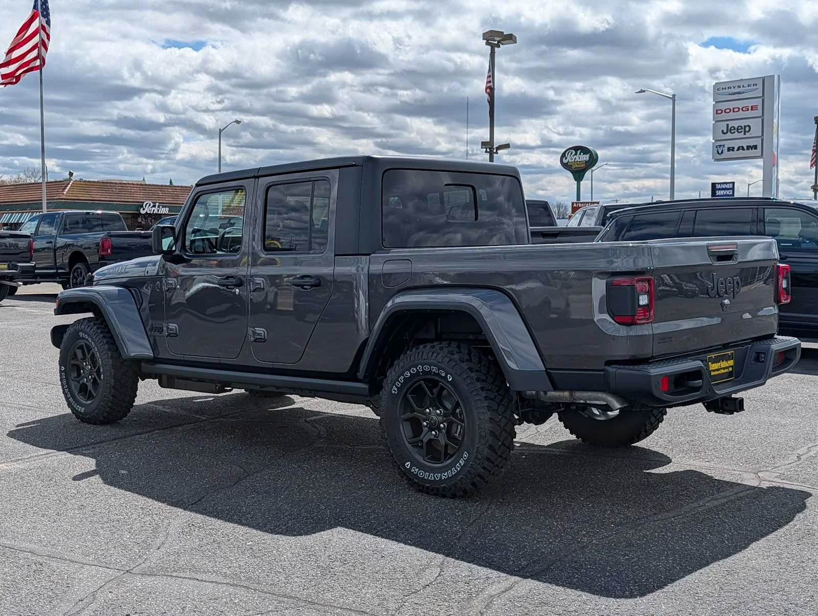 New 2026 Granite Crystal Metallic Clear-Coat Exterior Paint Jeep Willys image 5
