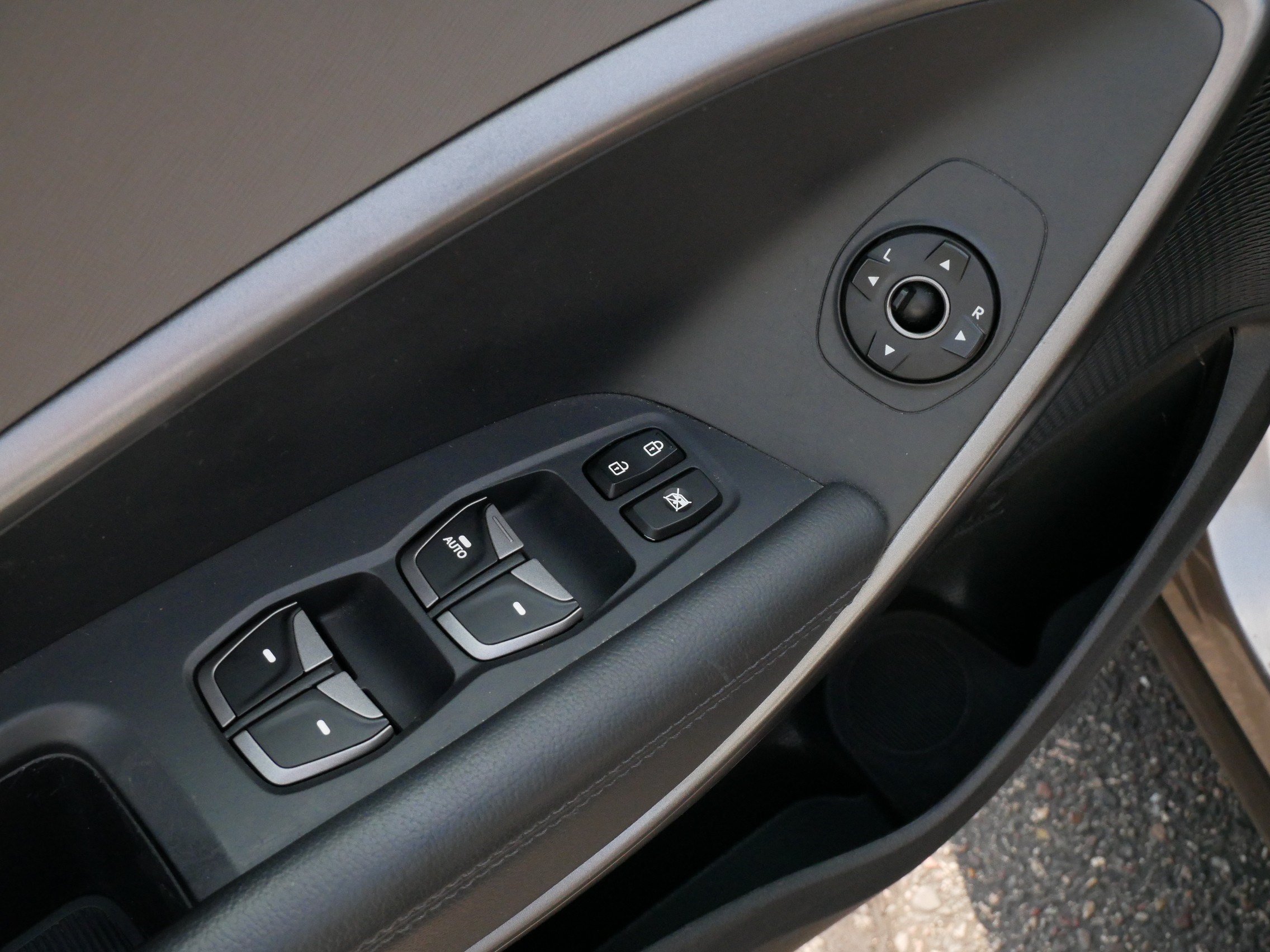 Used 2013 Mineral Gray Hyundai 2.0T Sport image 19