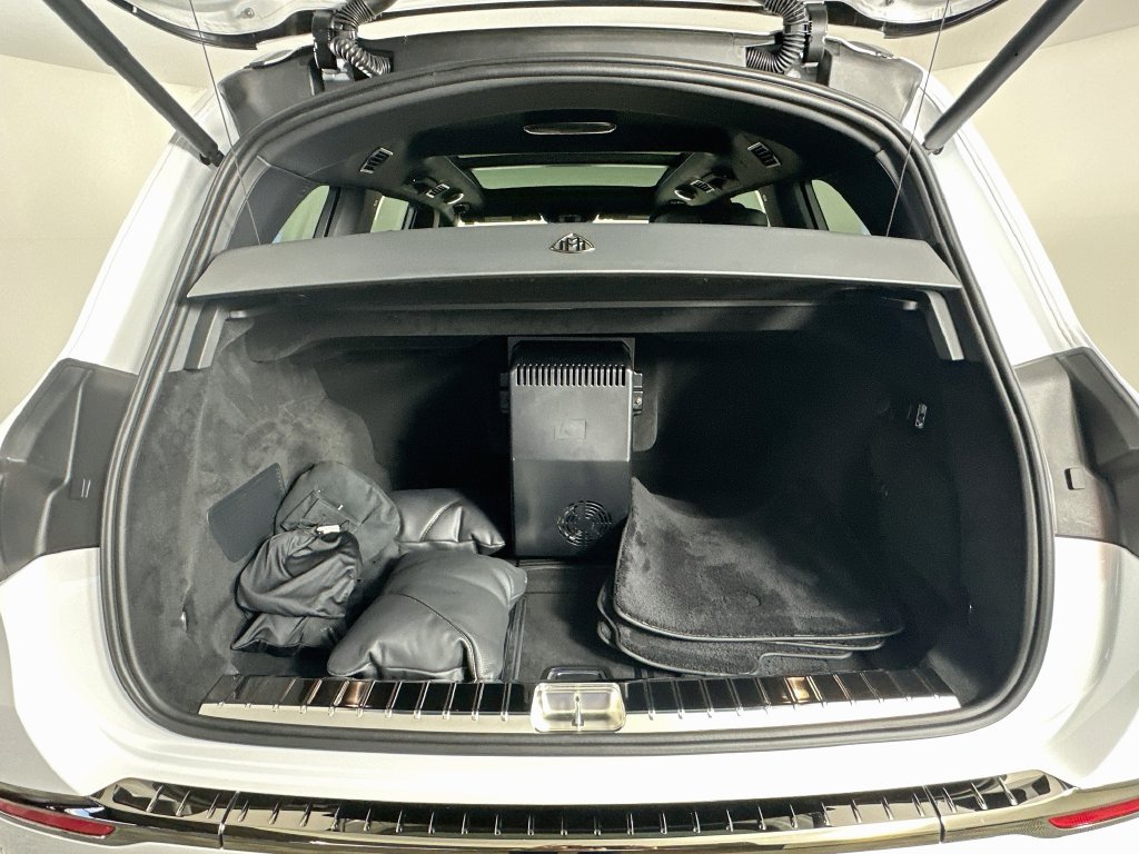 Certified Used 2026 White Mercedes-Benz Maybach GLS 600 image 28