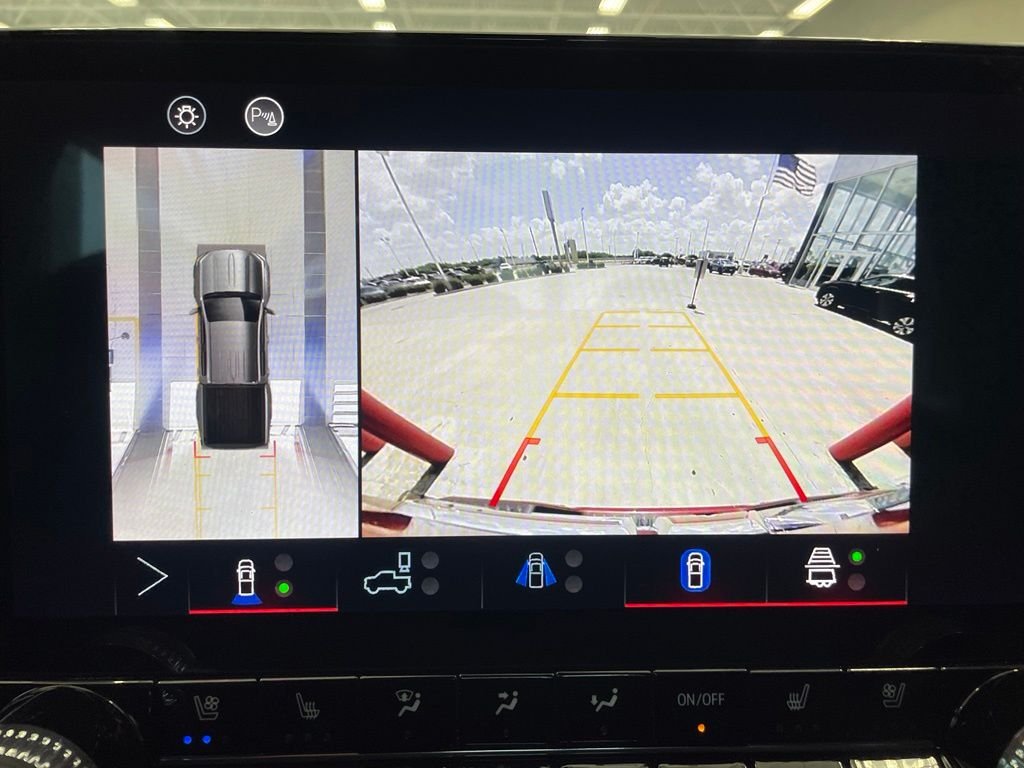 Used 2024 Red GMC AT4 image 9
