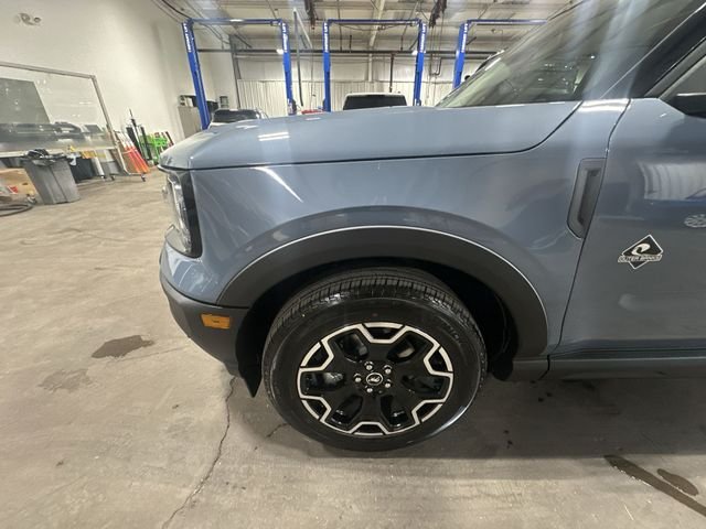 New 2026 Gray Ford Outer Banks image 23