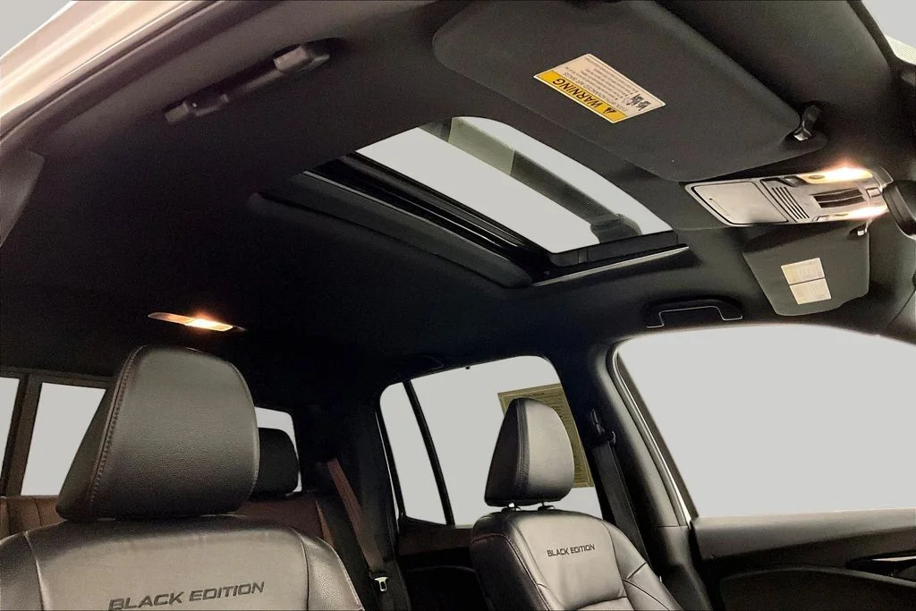 Used 2021 White Honda Black Edition image 28