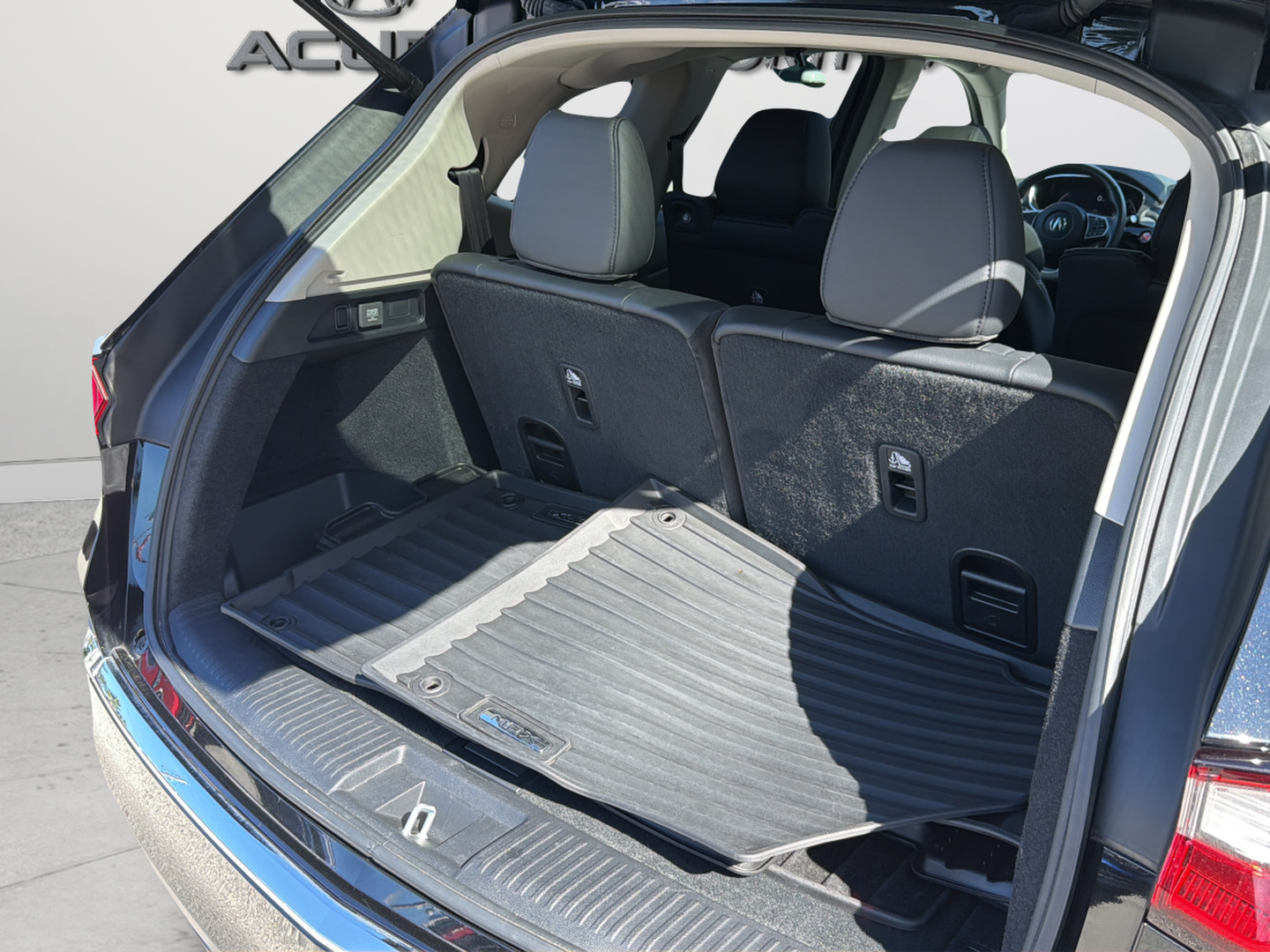 Used 2025 Majestic Black Pearl Acura Base image 38