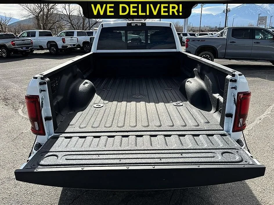 2026 RAM 3500 Laramie - Photo 15