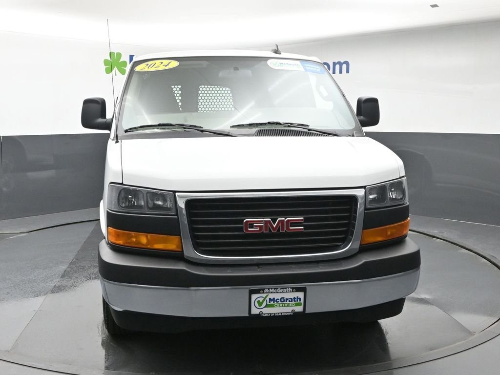 Used 2024 White GMC Work Van image 5