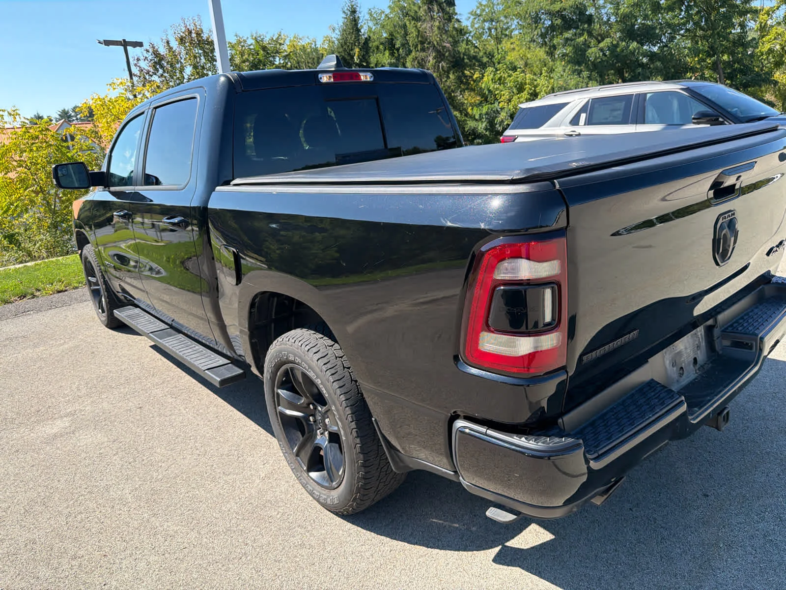Used 2023 Diamond Black Crystal Pearlcoat Ram Big Horn image 9