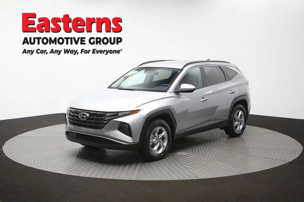 Used 2023 Silver Hyundai SEL image 59