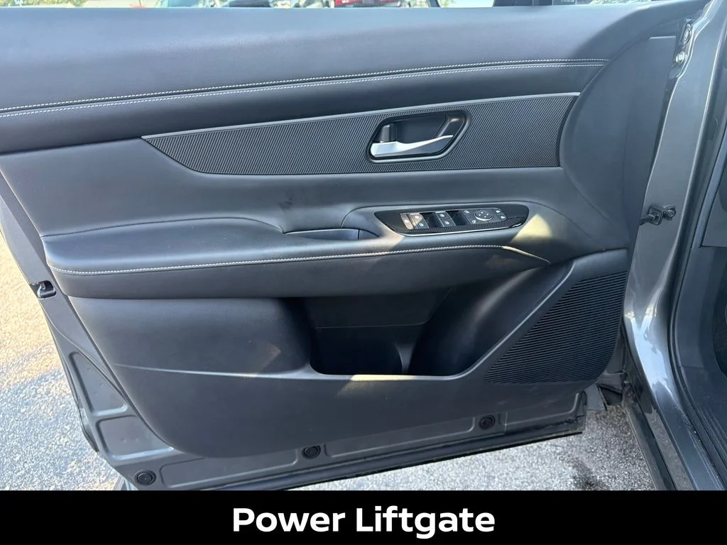 Used 2025 Gray Nissan SV image 12