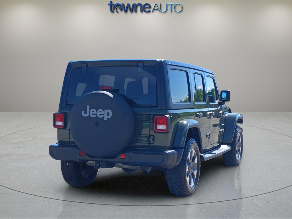 Used 2023 Green Jeep Sahara image 5
