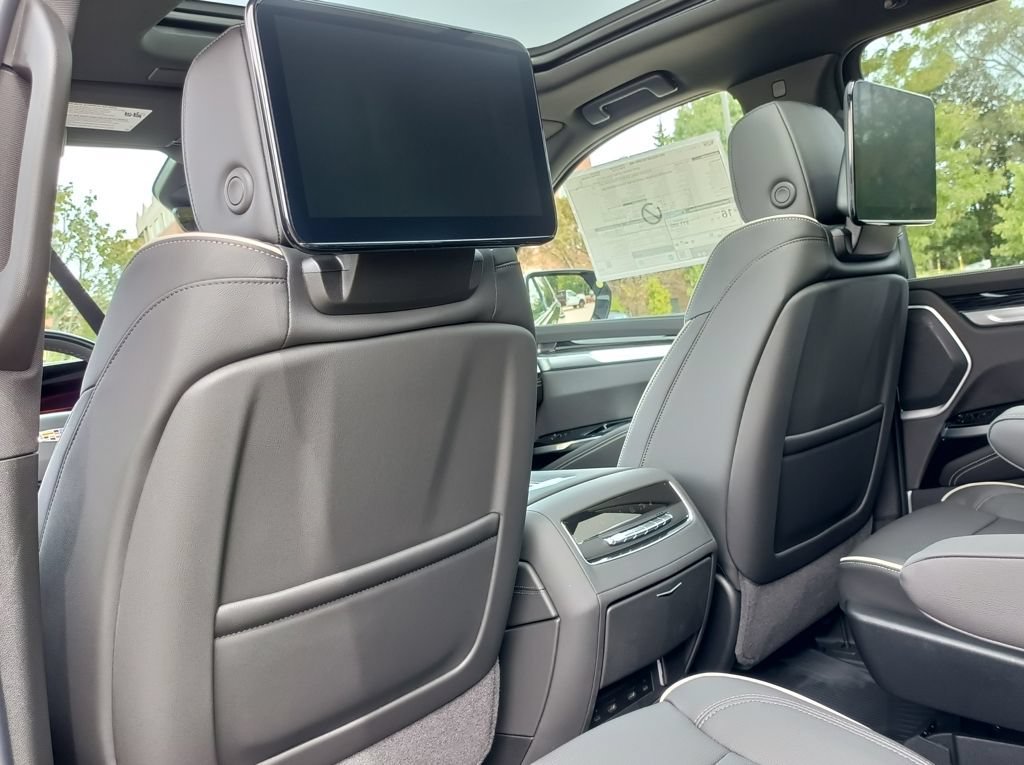 2026 Cadillac Escalade ESV Sport - Photo 37